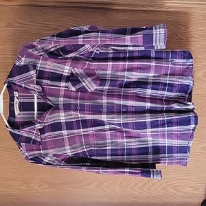 Women's 3/4 length button shirt